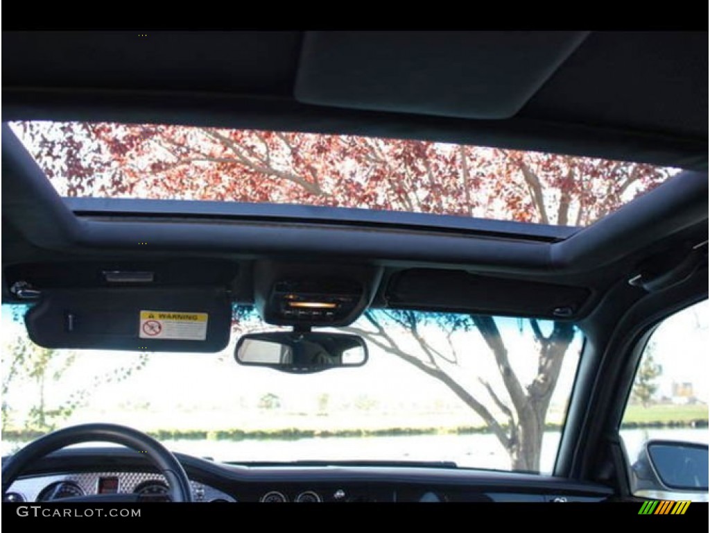 2005 Arnage T Mulliner - Silver Tempest / Beluga photo #15
