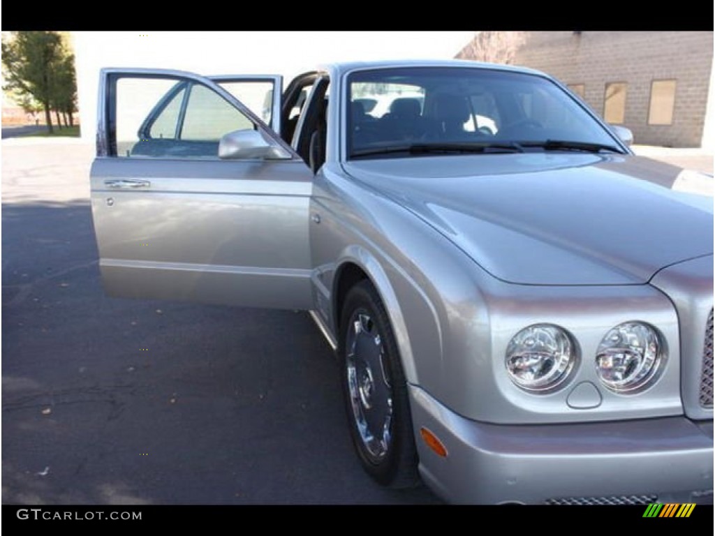 2005 Arnage T Mulliner - Silver Tempest / Beluga photo #28