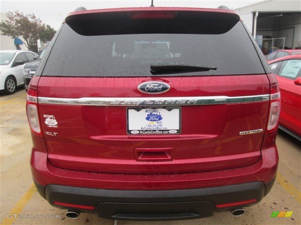 2015 Explorer XLT - Ruby Red / Medium Light Stone photo #4