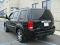 Crystal Black Pearl - Pilot Touring 4WD Photo No. 4
