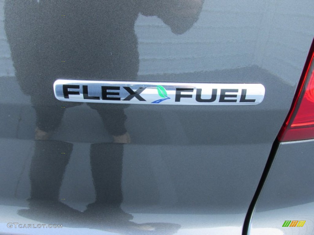 2015 Explorer XLT - Magnetic / Charcoal Black photo #15