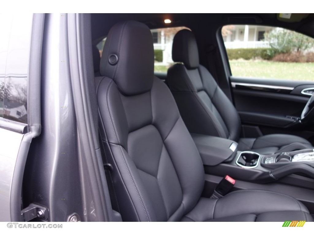 2012 Cayenne  - Meteor Grey Metallic / Black photo #17