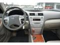 Black - Camry XLE Photo No. 11