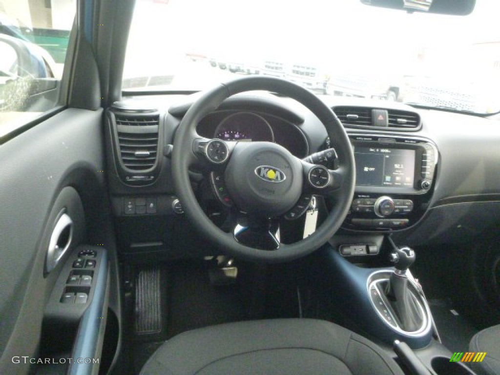 2015 Kia Soul + Black Dashboard Photo #99751482