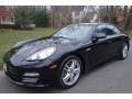 Black - Panamera 4 Photo No. 1