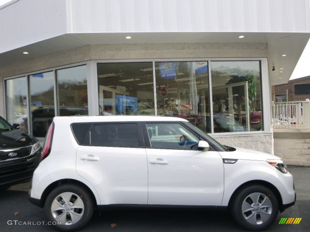 Clear White Kia Soul