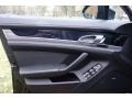Black - Panamera 4 Photo No. 12
