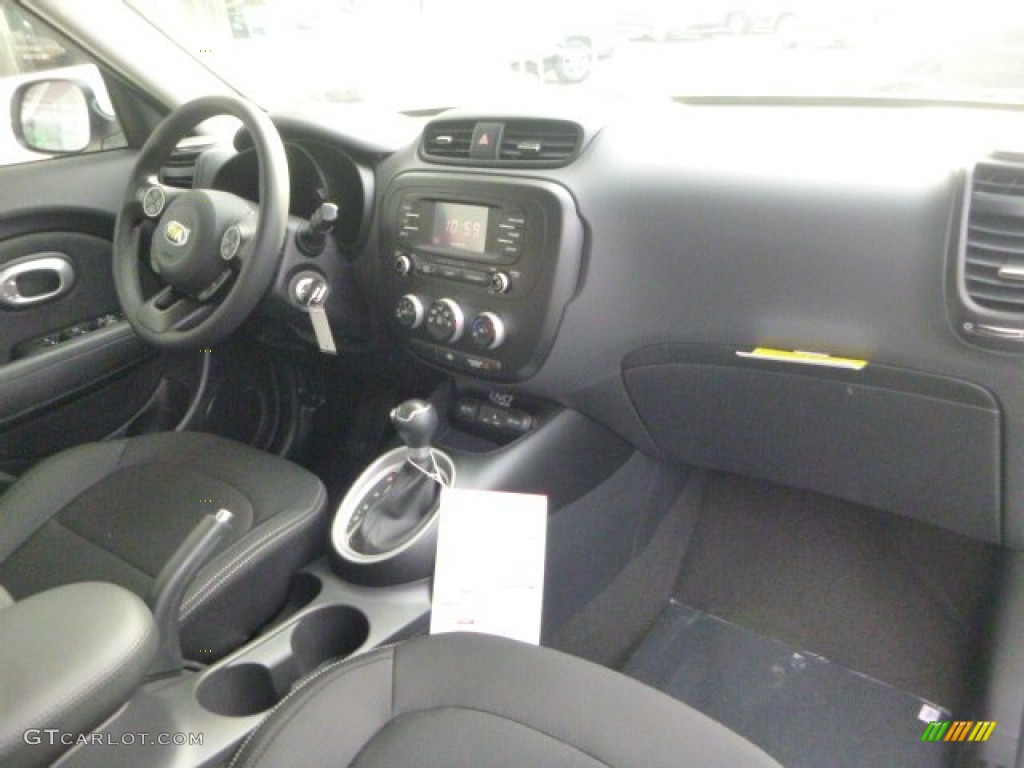 2015 Soul  - Clear White / Black photo #11