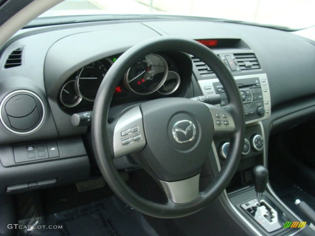 2010 MAZDA6 i Sport Sedan - Brilliant Silver Metallic / Gray photo #11