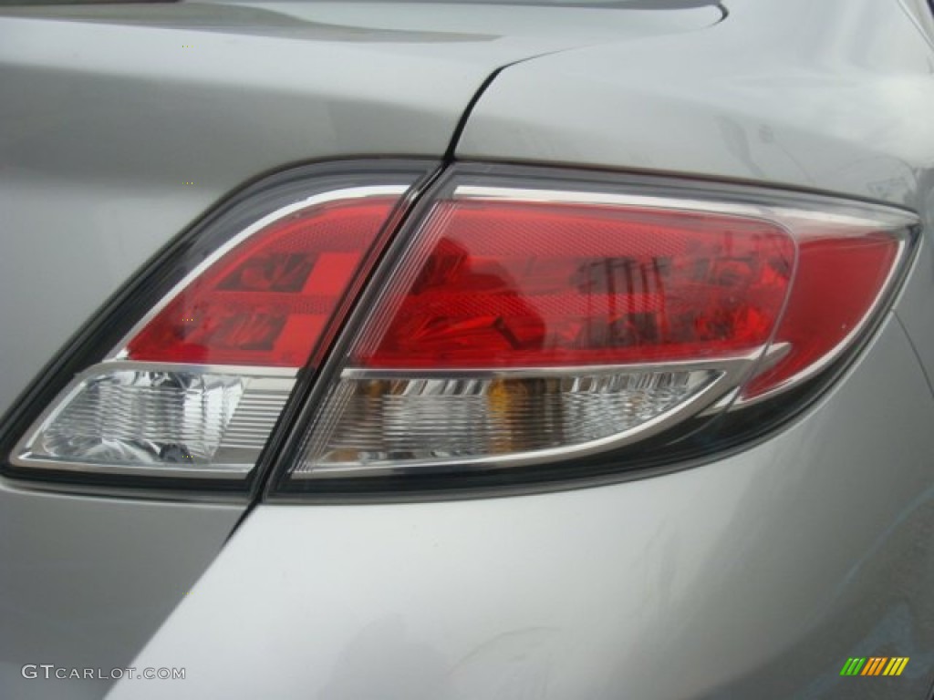 2010 MAZDA6 i Sport Sedan - Brilliant Silver Metallic / Gray photo #22