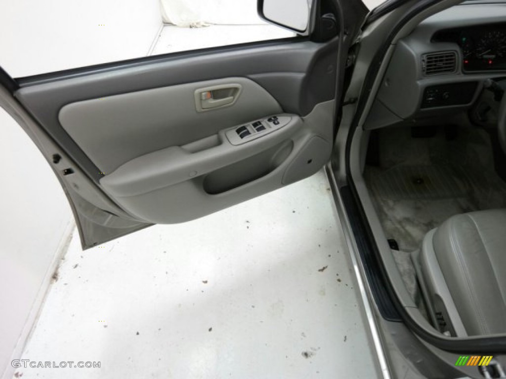 2001 Camry LE V6 - Graphite Gray Pearl / Gray photo #16