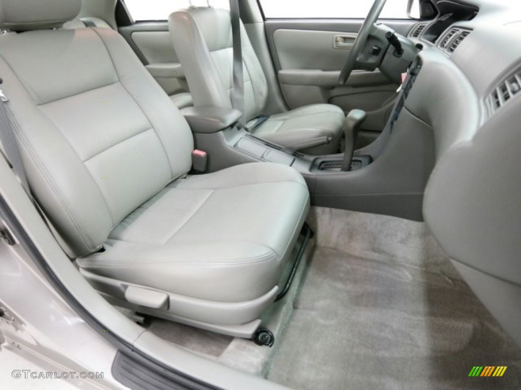 2001 Toyota Camry LE V6 Front Seat Photos