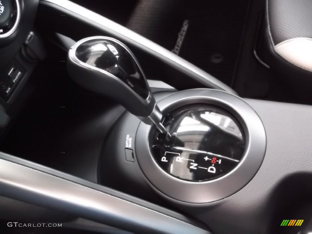 2015 Veloster Turbo - Matte Gray / Black photo #17