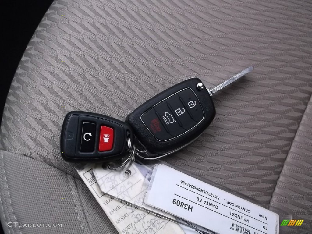 2015 Hyundai Santa Fe Sport 2.4 AWD Keys Photos