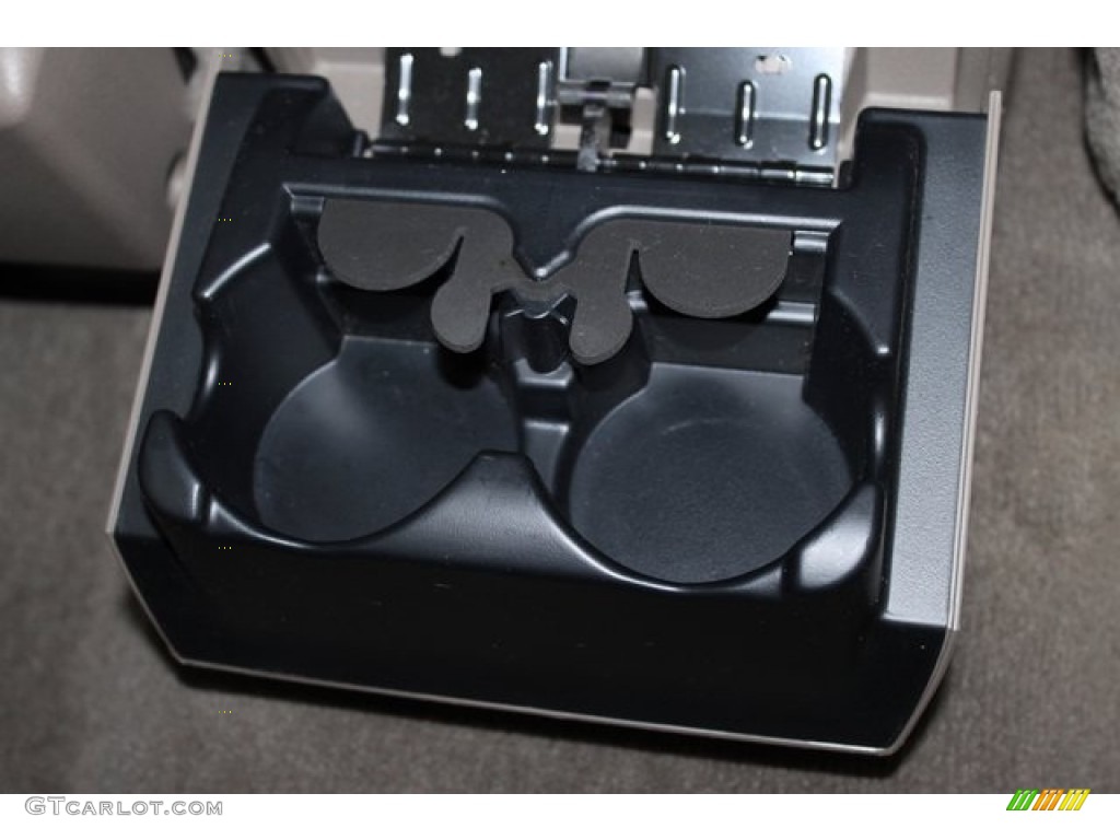 2002 Explorer XLT 4x4 - Mineral Grey Metallic / Medium Parchment photo #22