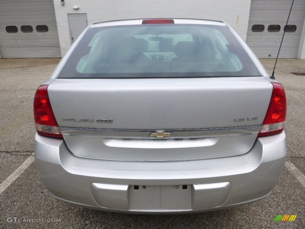 2005 Malibu Maxx LS Wagon - Galaxy Silver Metallic / Gray photo #3