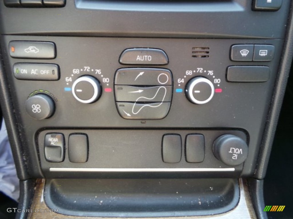 2008 Volvo XC90 3.2 Controls Photo #99770498