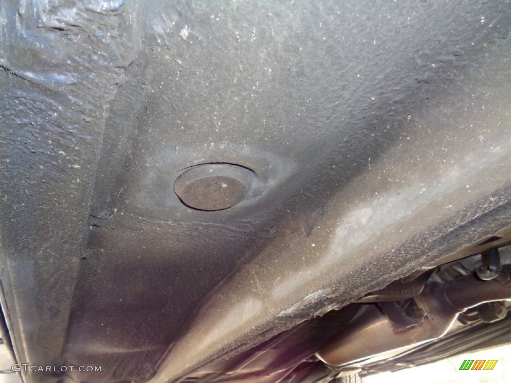 2001 Toyota Celica GT Undercarriage Photo #99775709