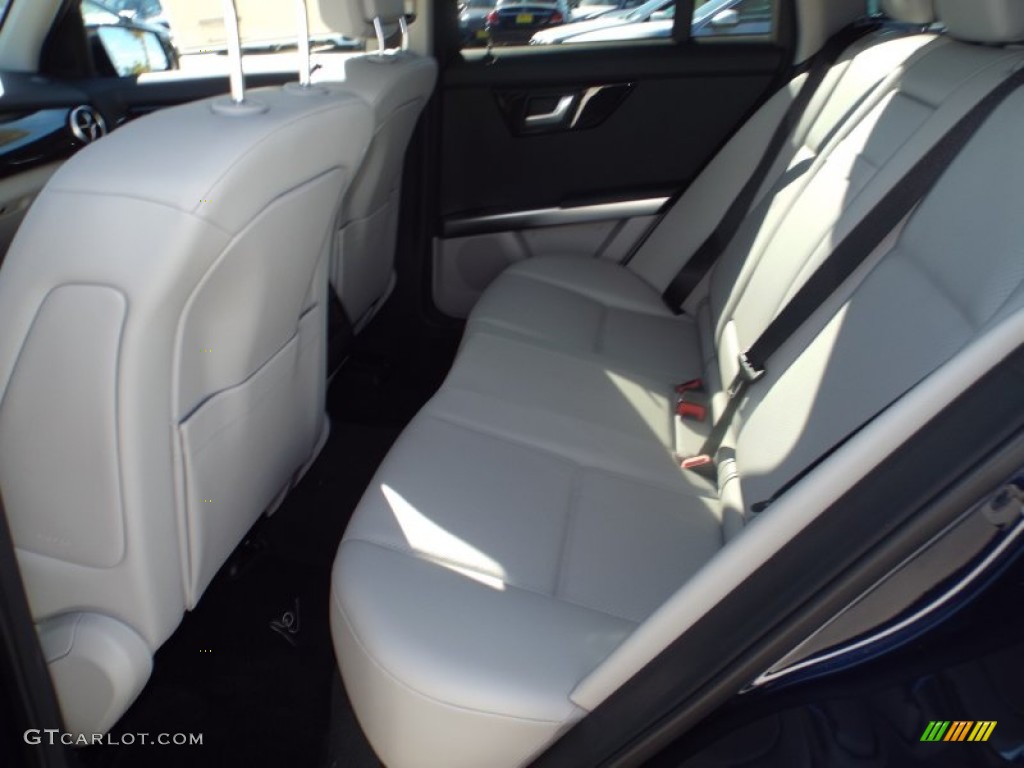 2015 Mercedes-Benz GLK 350 Rear Seat Photos