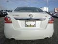 Pearl White - Altima 2.5 SV Photo No. 4