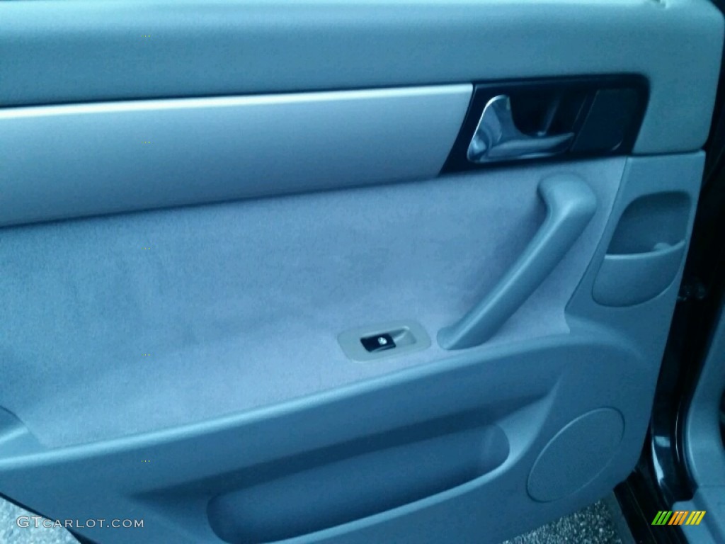 2008 Forenza  - Fantasy Black Metallic / Grey photo #19