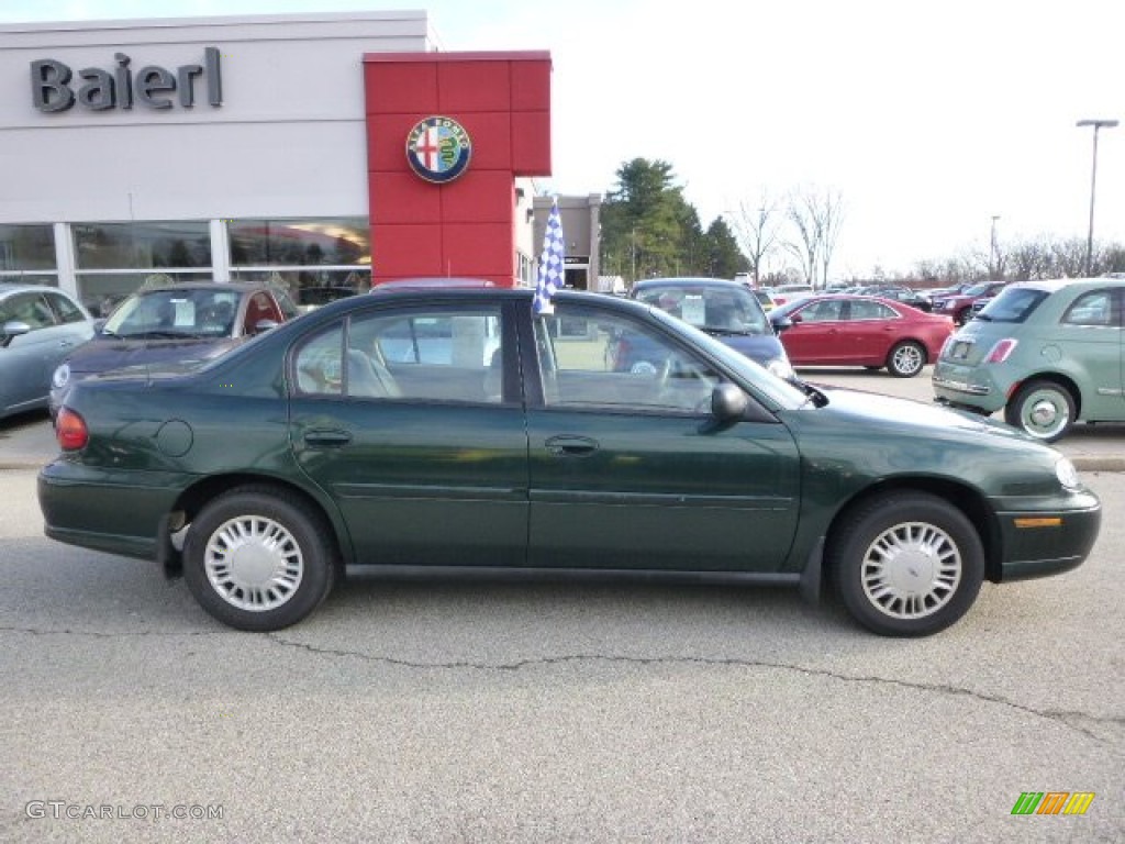 2002 Malibu Sedan - Forest Green Metallic / Neutral photo #2
