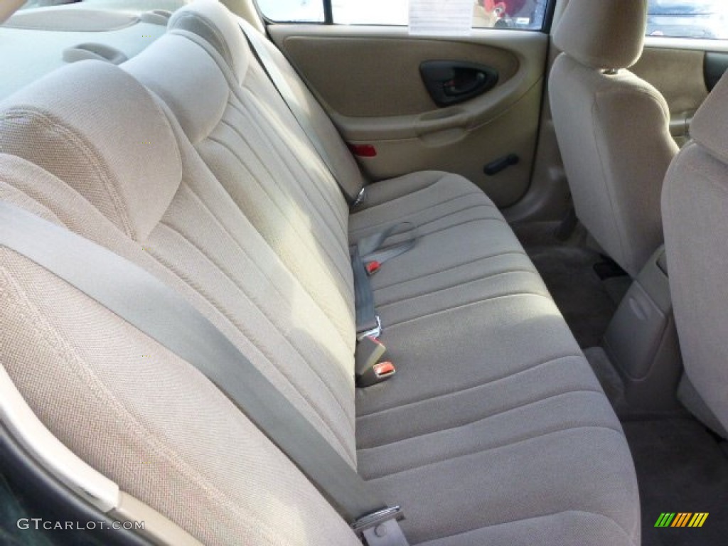 2002 Malibu Sedan - Forest Green Metallic / Neutral photo #11