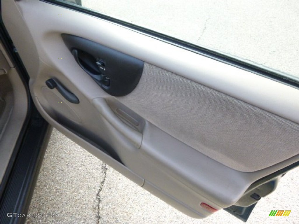 2002 Malibu Sedan - Forest Green Metallic / Neutral photo #17