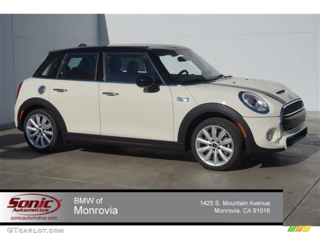 2015 Pepper White Mini Cooper S Hardtop 4 Door 99764970