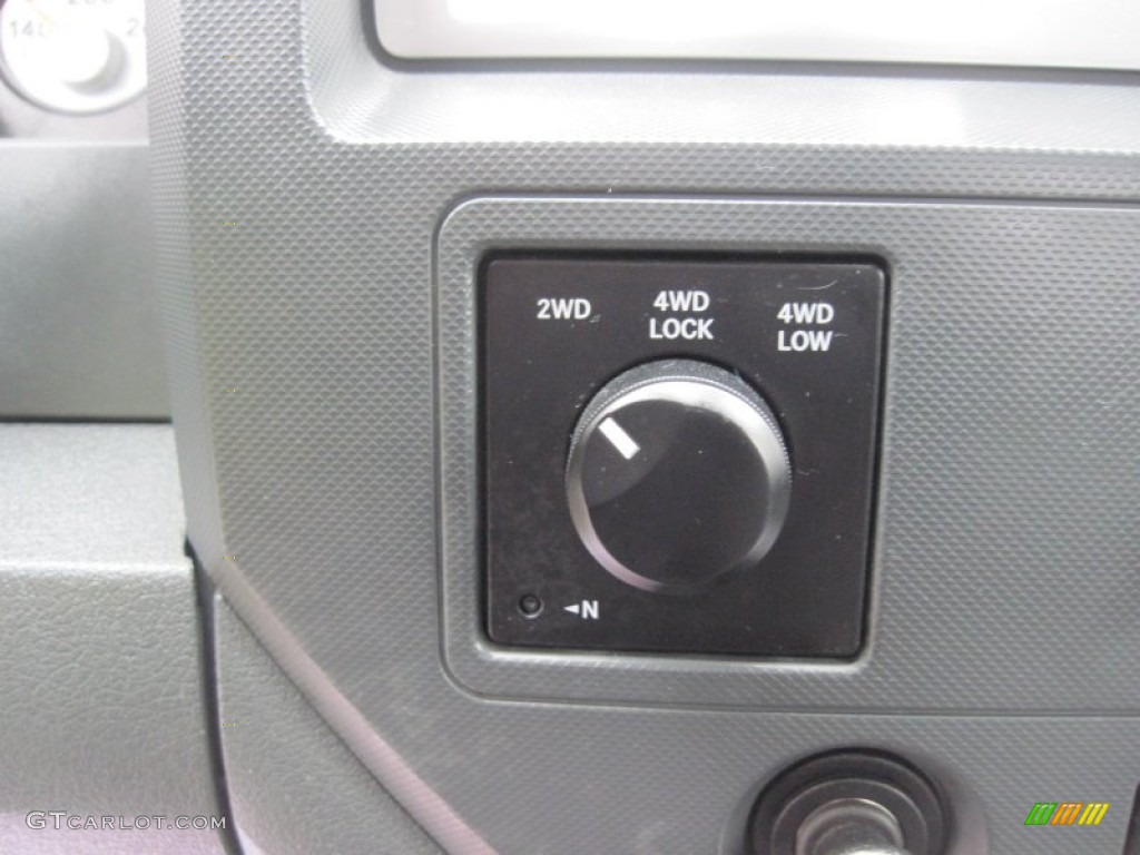 2007 Ram 2500 TRX4 Quad Cab 4x4 - Brilliant Black / Medium Slate Gray photo #16