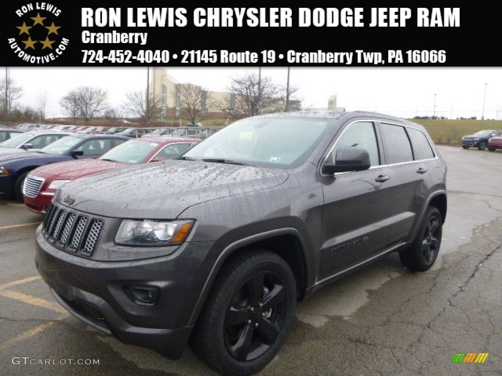 Granite Crystal Metallic Jeep Grand Cherokee