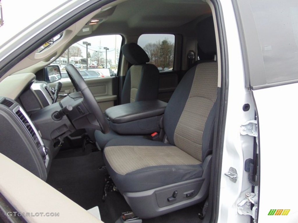2012 Ram 1500 Big Horn Quad Cab 4x4 - Bright White / Dark Slate Gray/Medium Graystone photo #14