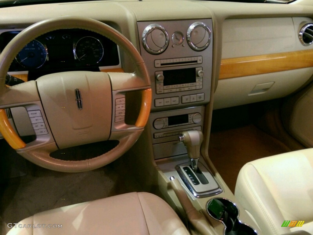 2007 MKZ Sedan - Light Sage Metallic / Sand photo #3