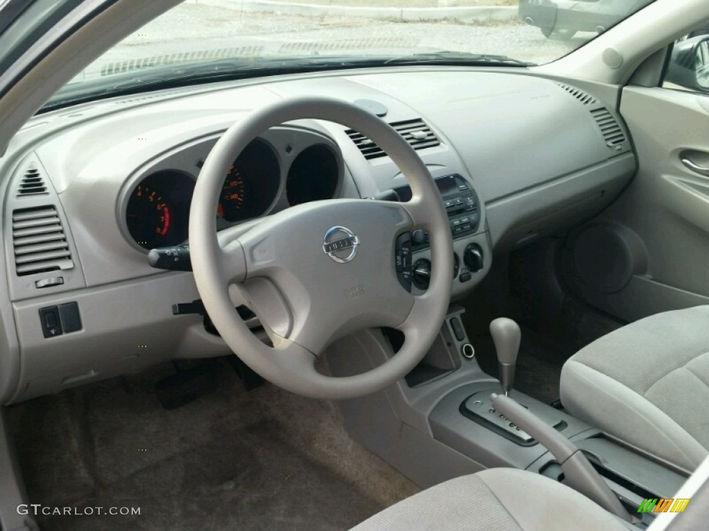 Frost Gray Interior 2002 Nissan Altima 2.5 S Photo #99808715