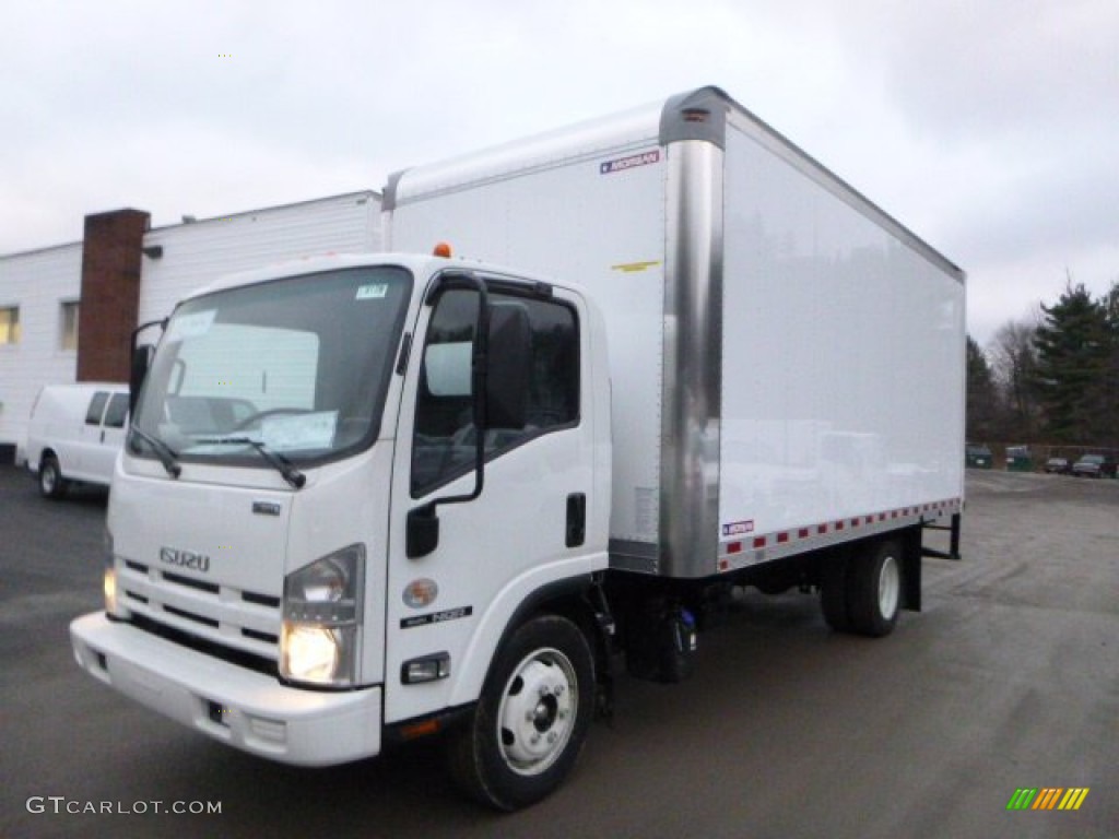 White 2015 Isuzu N Series Truck NQR Moving Truck Exterior Photo #99810755