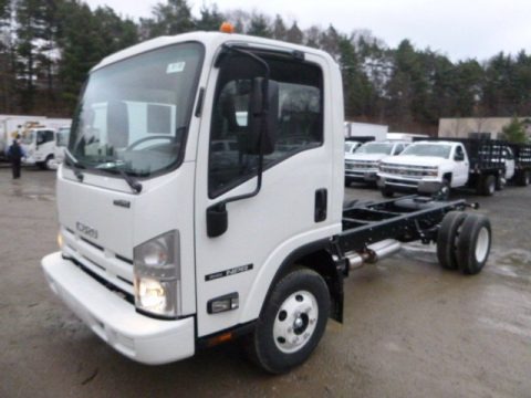 2015 Isuzu N Series Truck