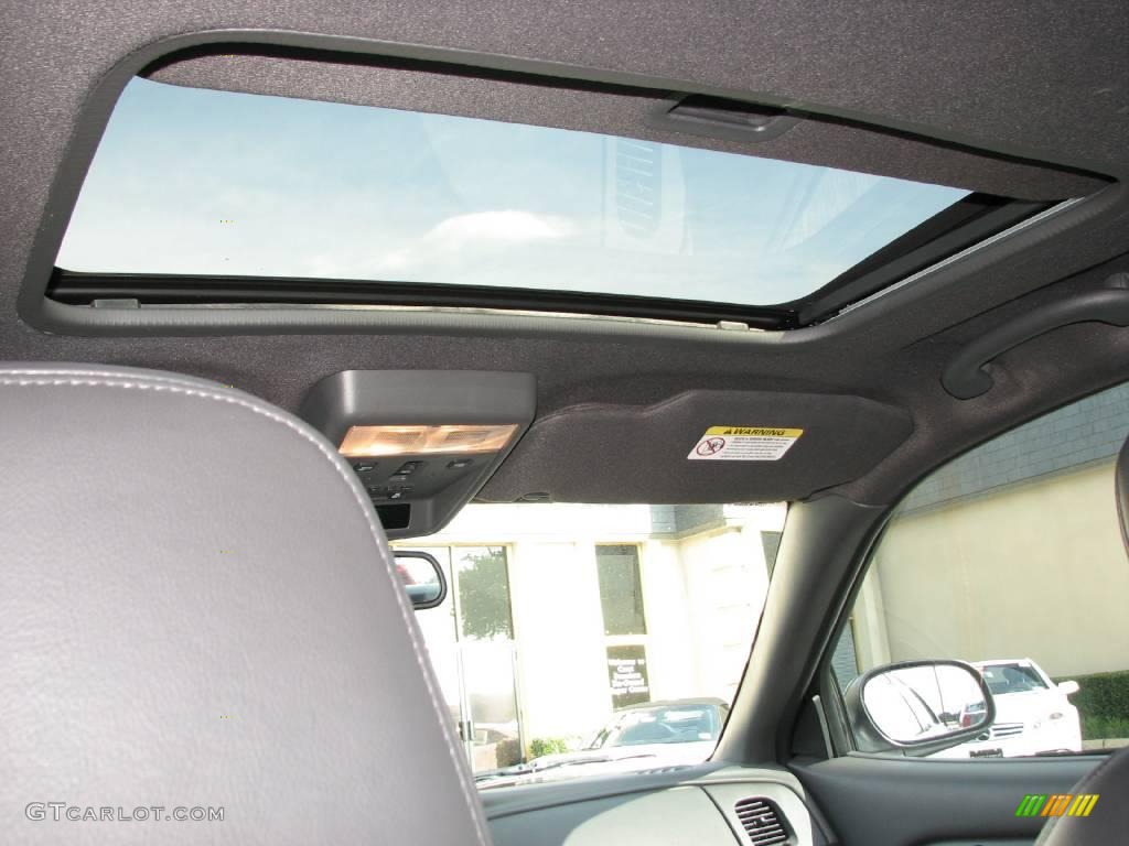 2004 Crown Victoria LX - Midnight Grey Metallic / Dark Charcoal photo #21