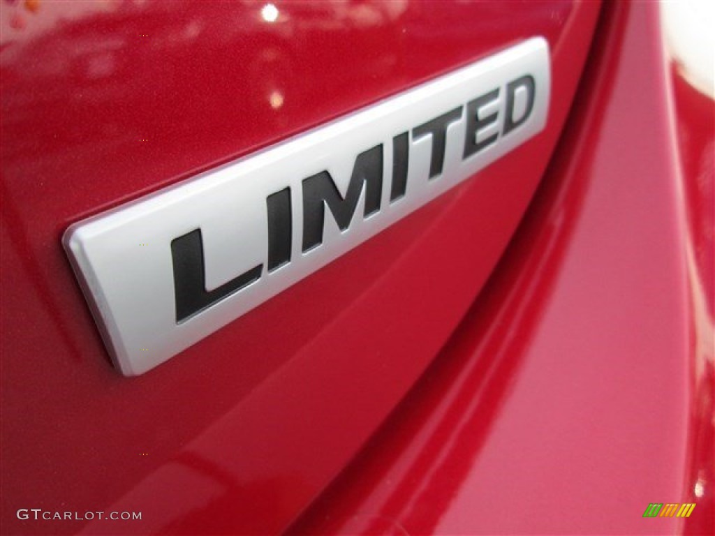 2015 Elantra Limited Sedan - Geranium Red / Gray photo #7