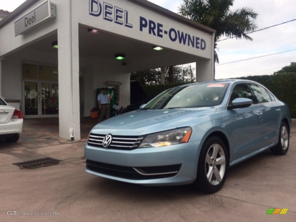 2012 Passat 2.5L SE - Glacier Blue Metallic / Cornsilk Beige photo #1