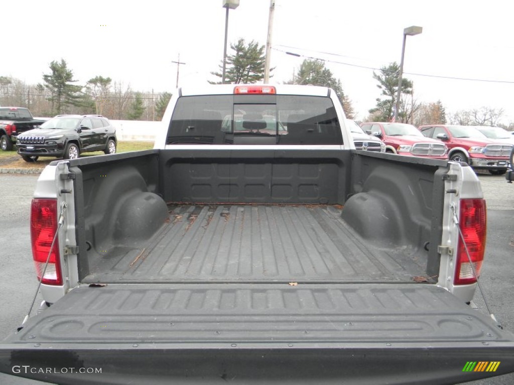 2011 Ram 1500 SLT Quad Cab 4x4 - Bright Silver Metallic / Dark Slate Gray/Medium Graystone photo #11