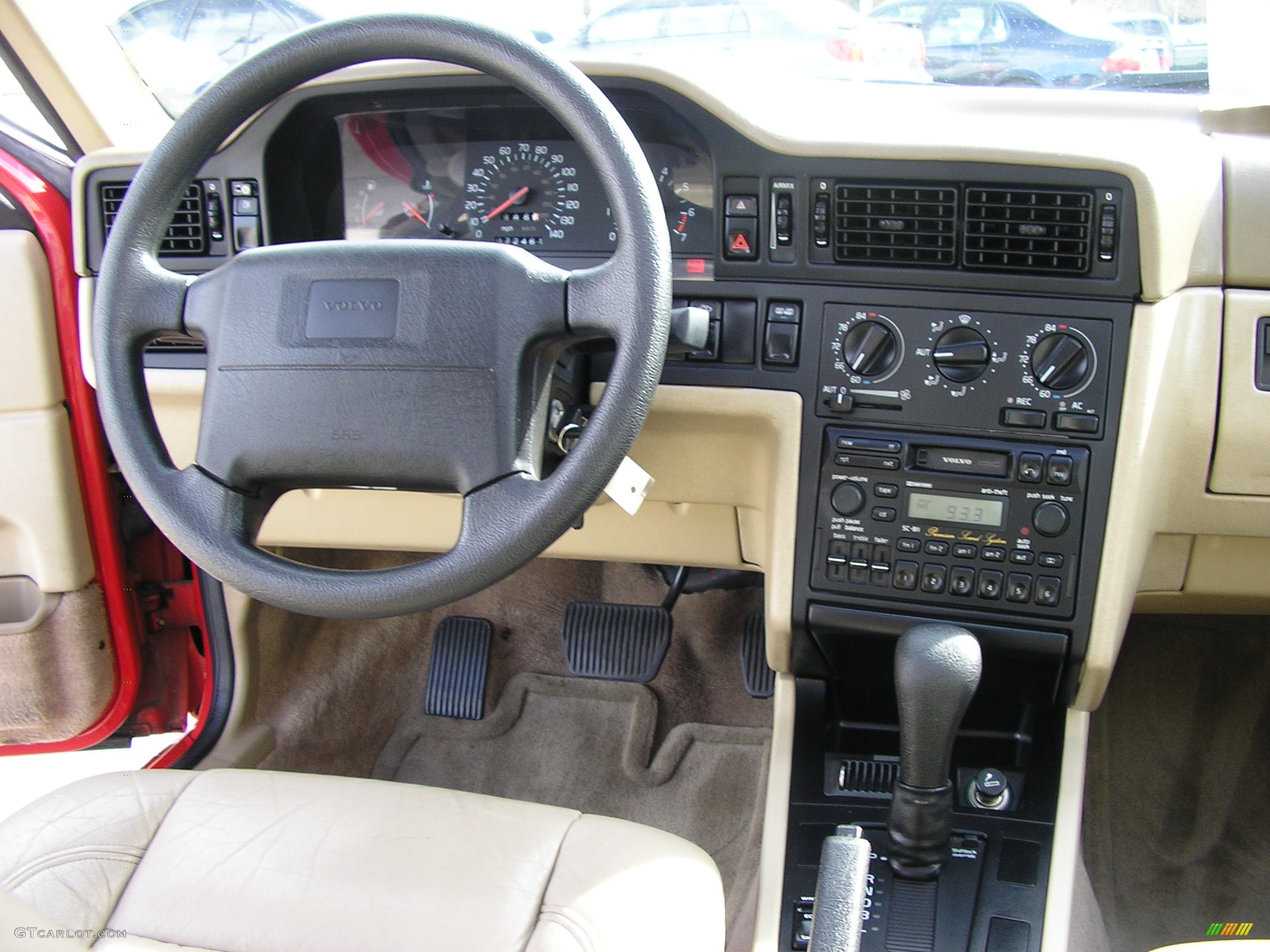 1996 850 GLT Sedan - Red / Beige photo #15