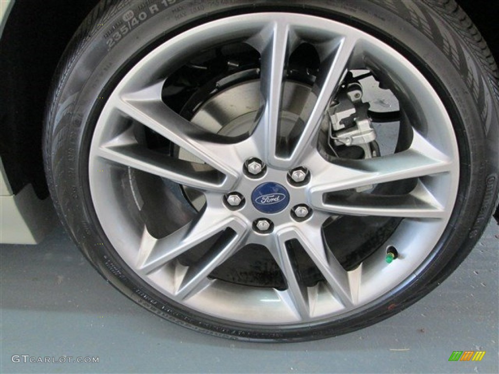 2015 Ford Fusion Titanium Wheel Photos