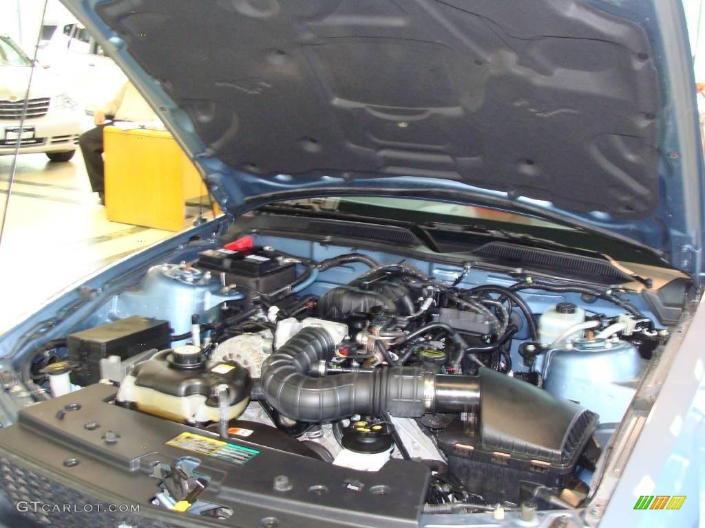2006 Mustang V6 Premium Convertible - Windveil Blue Metallic / Light Graphite photo #15