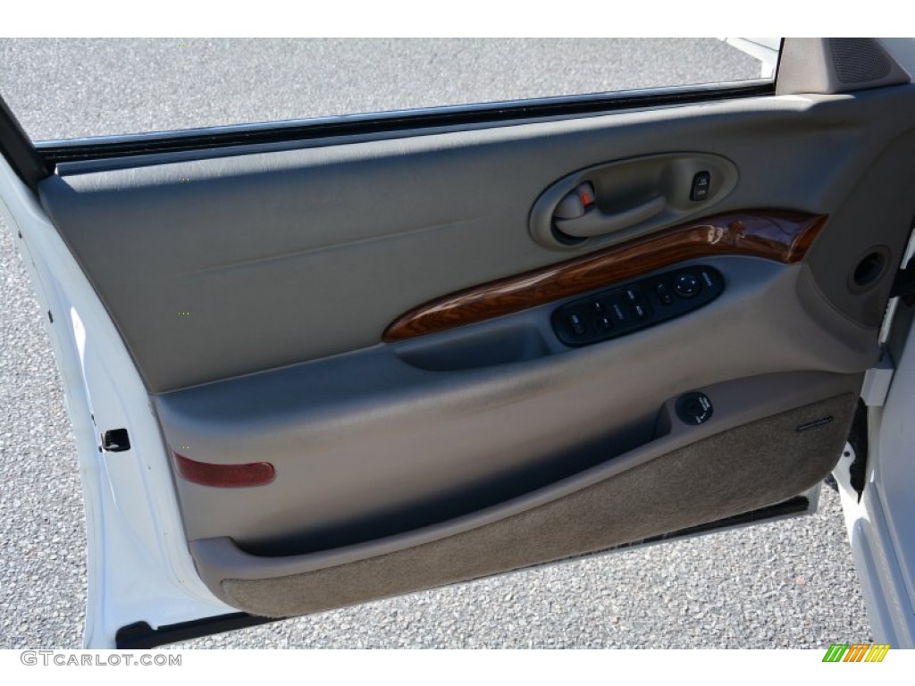 2001 LeSabre Custom - White / Taupe photo #13