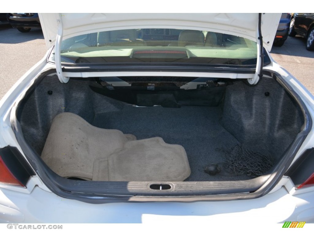 2001 LeSabre Custom - White / Taupe photo #16