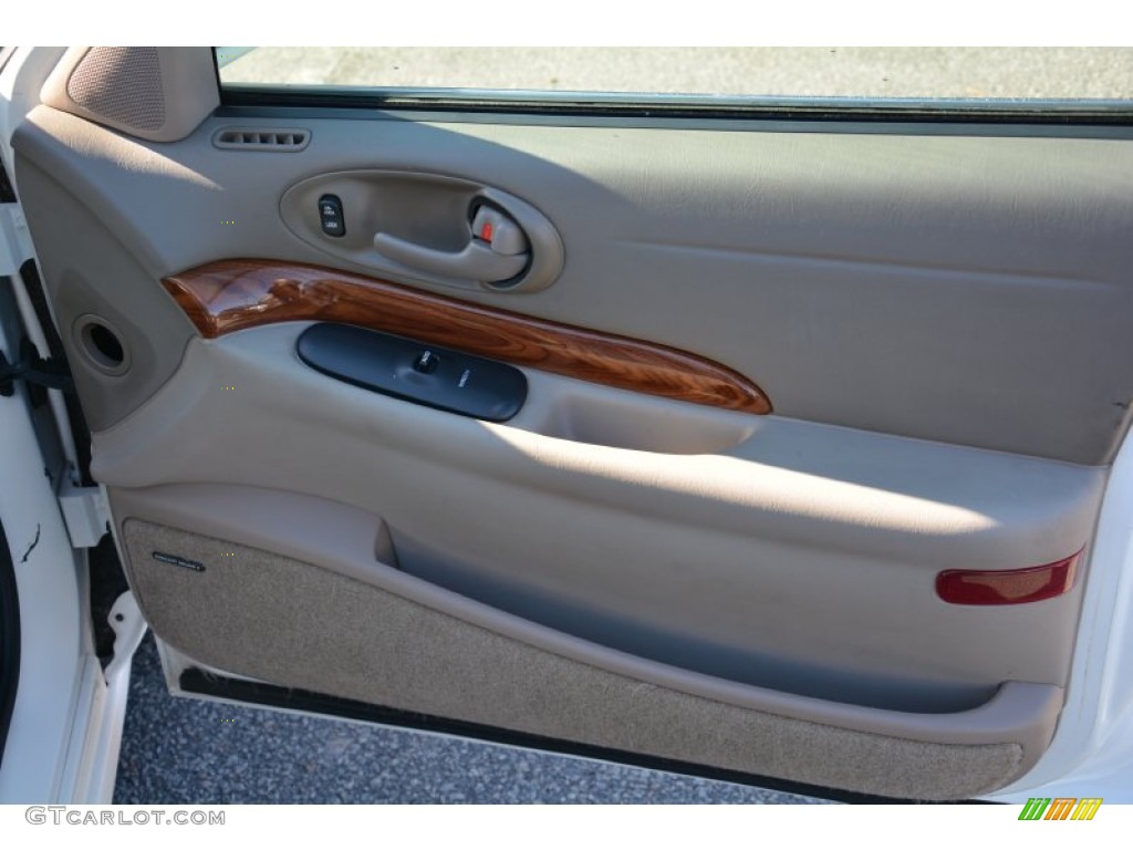2001 LeSabre Custom - White / Taupe photo #21