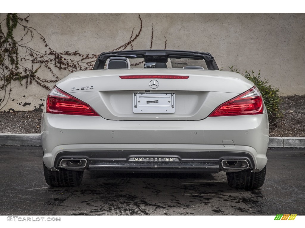 2015 SL 550 White Arrow Edition Roadster - designo Diamond White Metallic / White Arrow Edition/Black photo #3