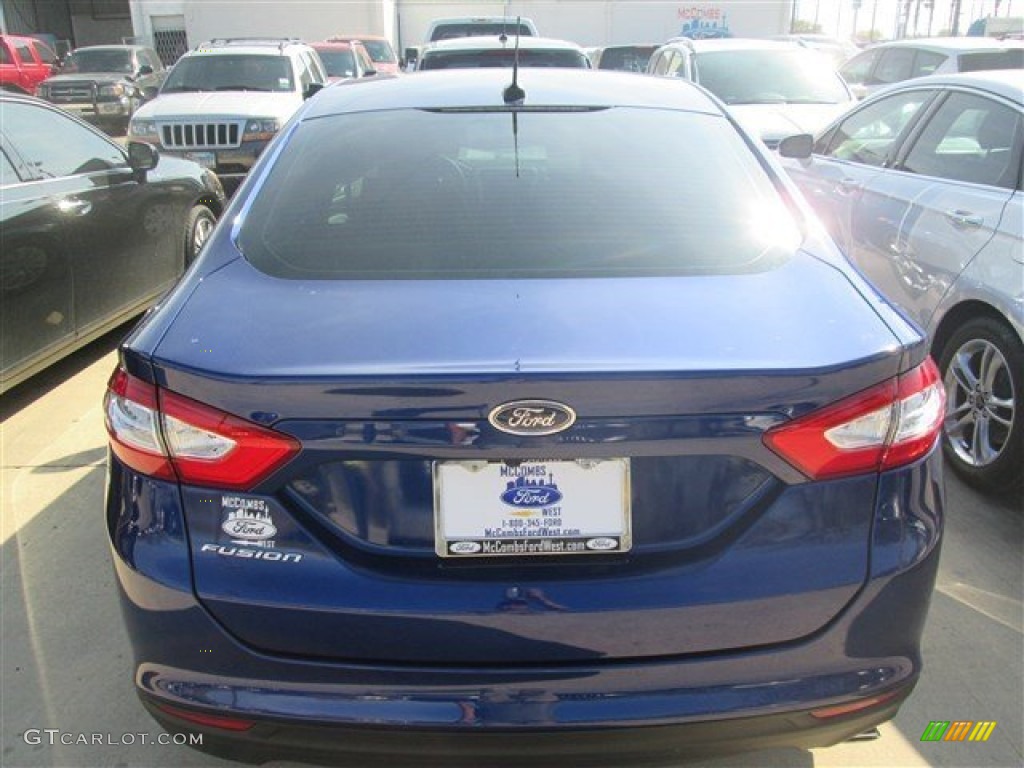 2015 Fusion S - Deep Impact Blue Metallic / Earth Gray photo #8