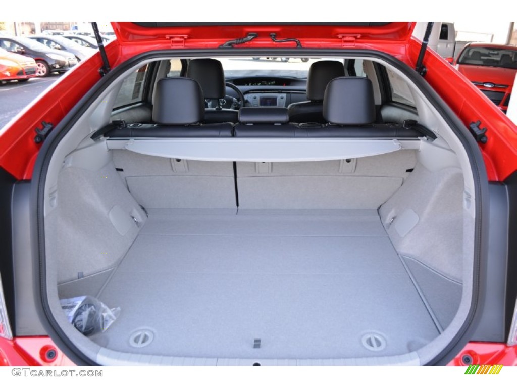 2015 Toyota Prius Persona Series Hybrid Trunk Photo #99829879