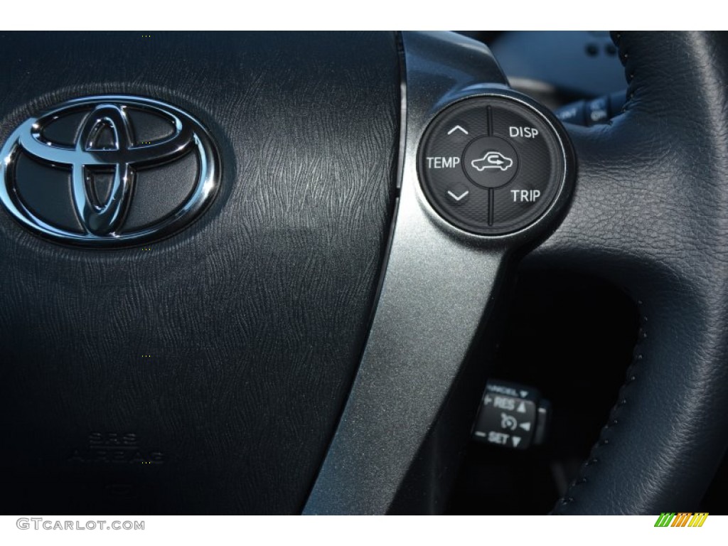 2015 Toyota Prius Persona Series Hybrid Controls Photo #99830103